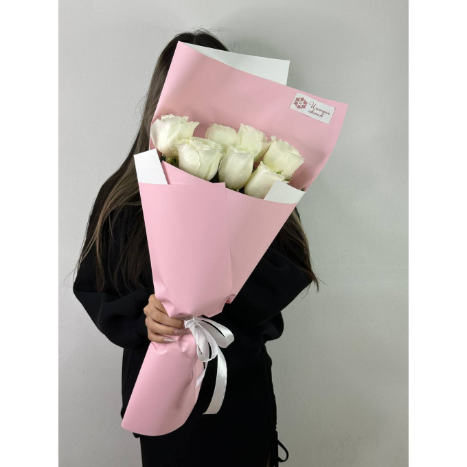 Букет из 7 белых роз Букет из 7 белых роз