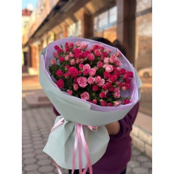 Букет из 31 спрей розы Букет из 31 спрей розы