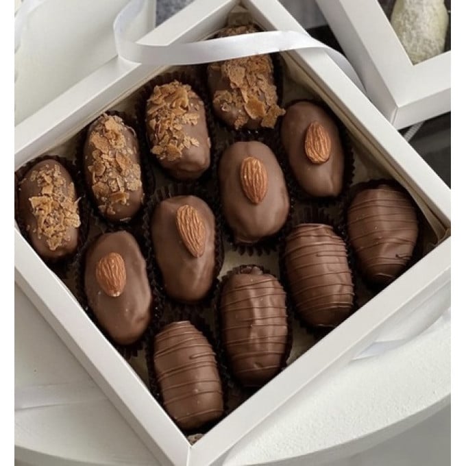 "Финики в шоколадной глазури" 9 штук "Финики в шоколадной глазури" 9 штук