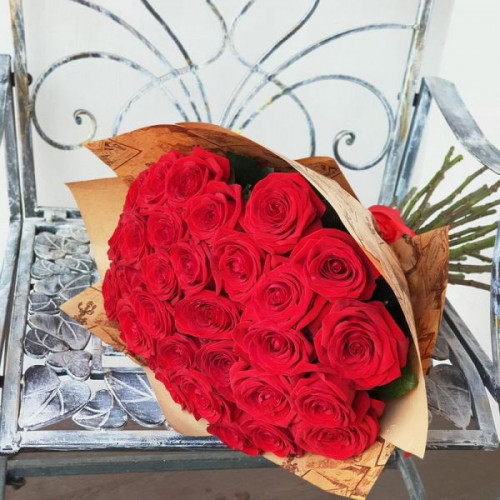 Купить на заказ Букет из 31 красной розы с доставкой в Аральске
