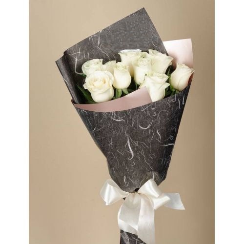 Купить на заказ Букет из 9 белых роз с доставкой в Аральске